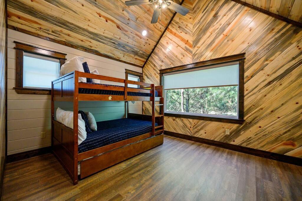 The Whiskey Trip! Family Getaway Villa Broken Bow Bagian luar foto
